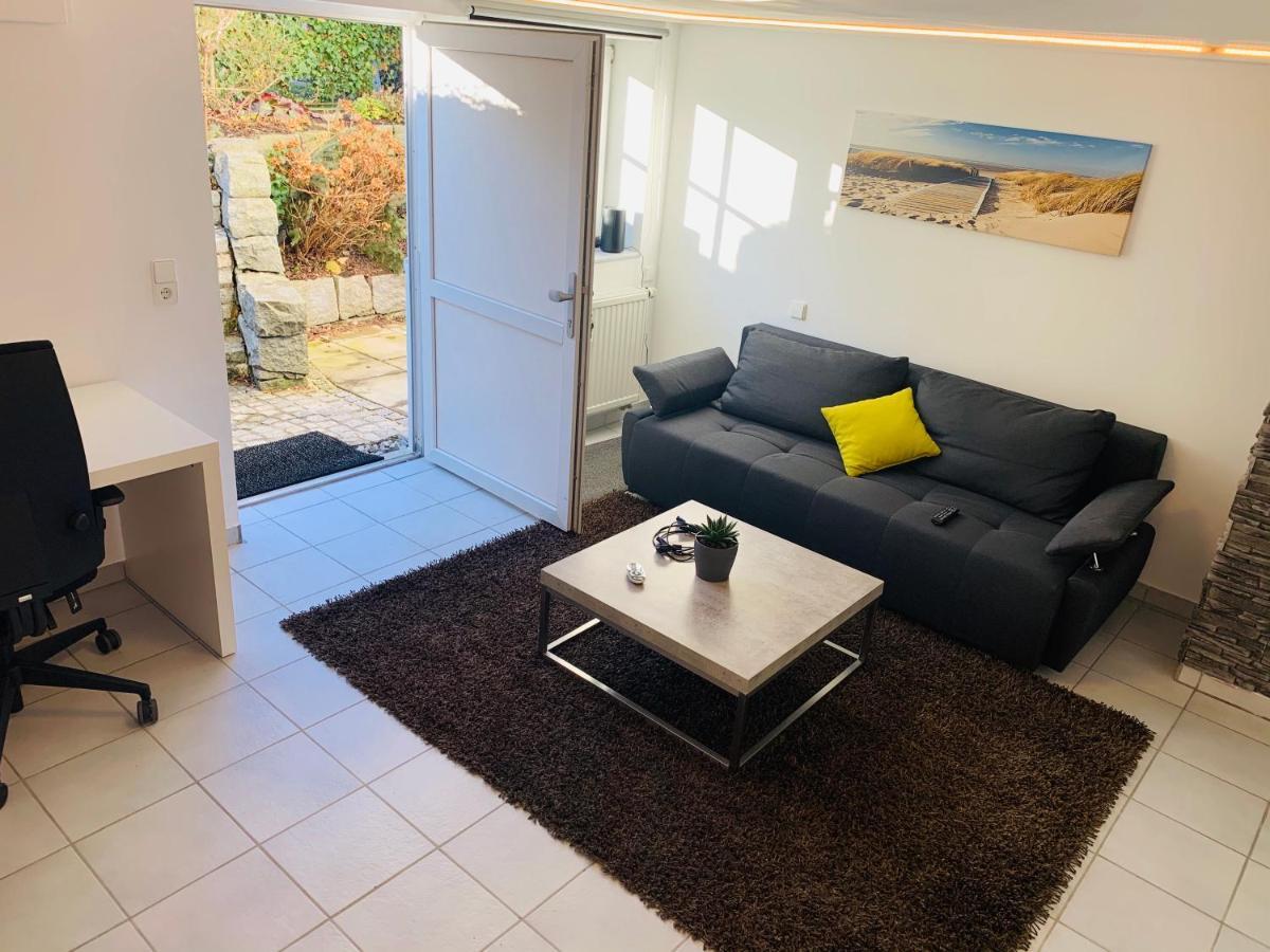 Modernes Apartment Mit Terrasse Und Highspeed Internet Zwischen Aalen Und Schwaebisch Gmuend Goggingen Esterno foto