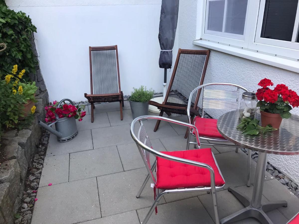 Modernes Apartment Mit Terrasse Und Highspeed Internet Zwischen Aalen Und Schwaebisch Gmuend Goggingen Esterno foto