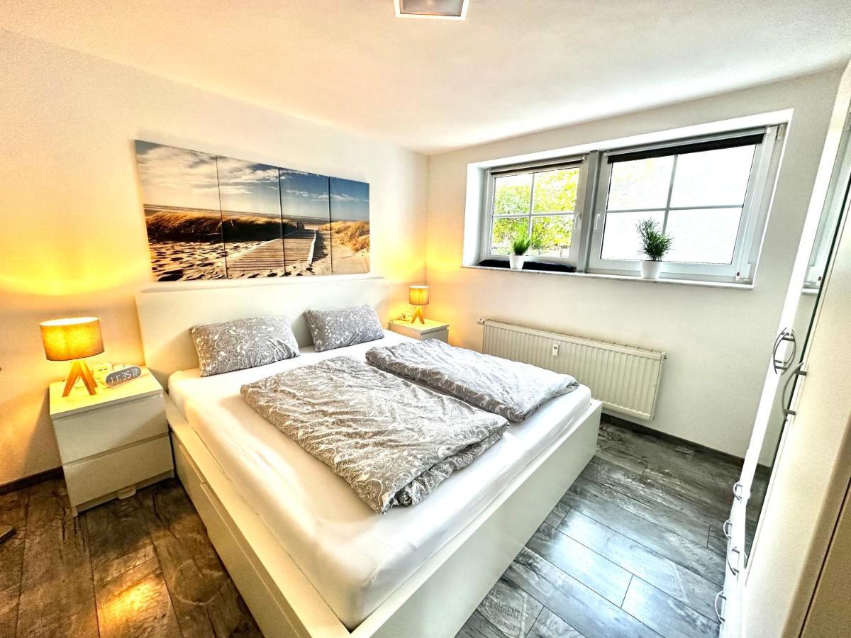 Modernes Apartment Mit Terrasse Und Highspeed Internet Zwischen Aalen Und Schwaebisch Gmuend Goggingen Esterno foto